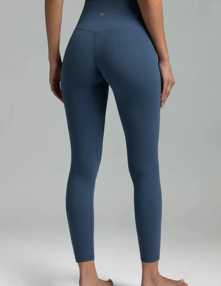 Flexora™ | High-Waisted Performance Leggings – Seamless Front with Inner Pocket