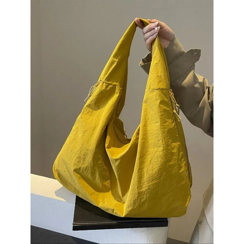 FlowCarry™ | Lightweight Oversized Bag | Grab & Go with Ease