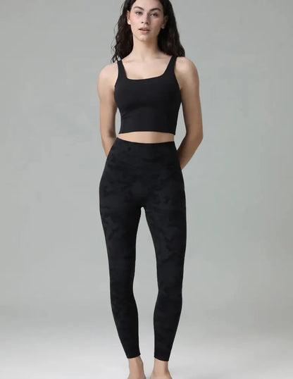 Flexora™ | High-Waisted Performance Leggings – Seamless Front with Inner Pocket