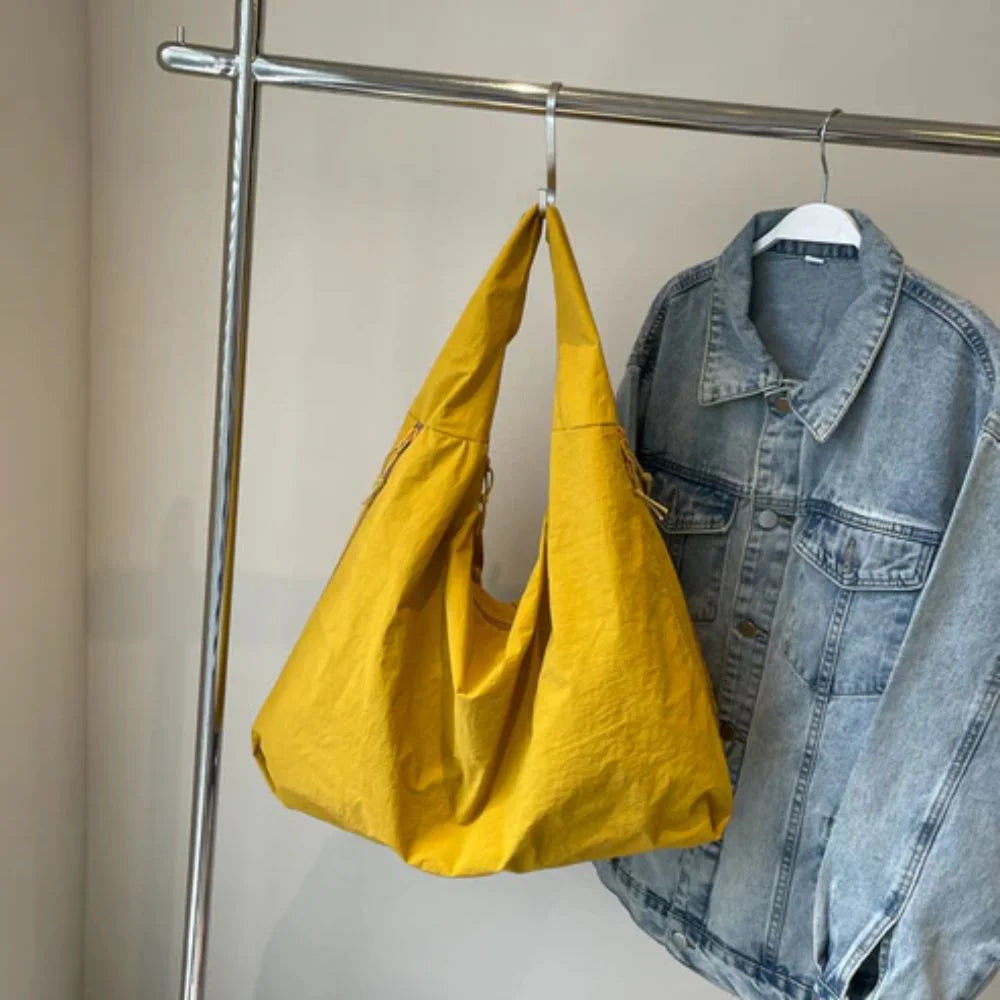 FlowCarry™ | Lightweight Oversized Bag | Grab & Go with Ease