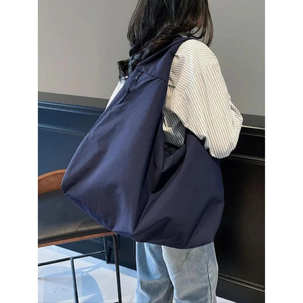 FlowCarry™ | Lightweight Oversized Bag | Grab & Go with Ease