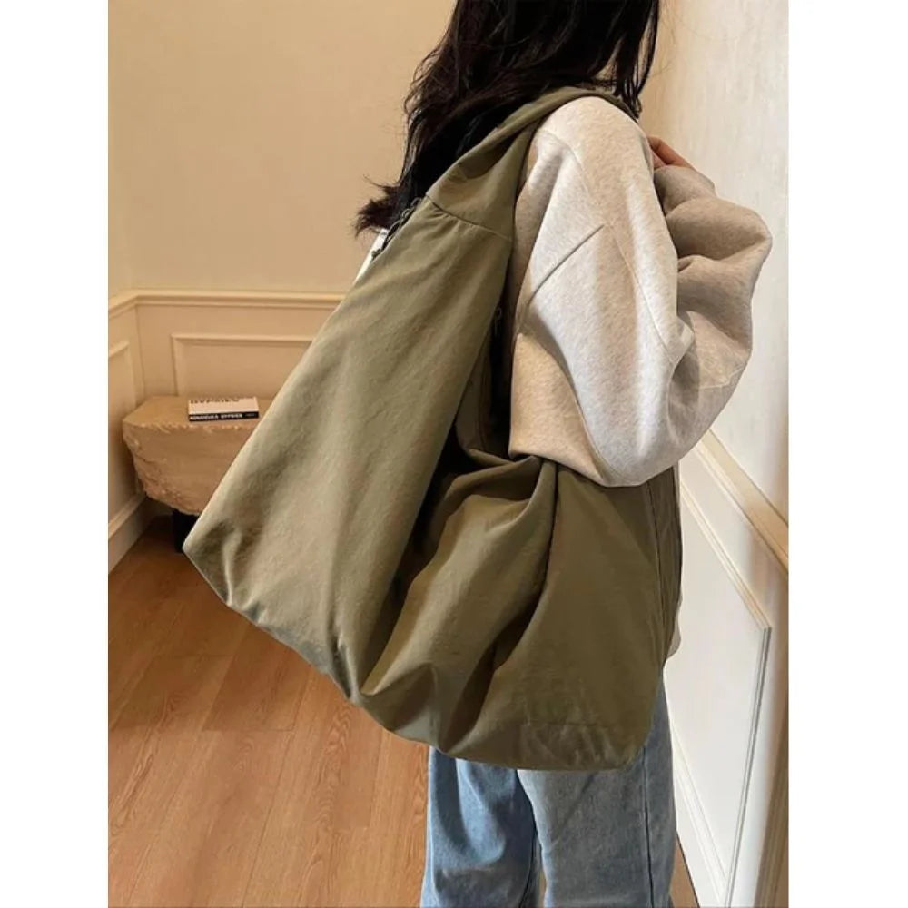 FlowCarry™ | Lightweight Oversized Bag | Grab & Go with Ease