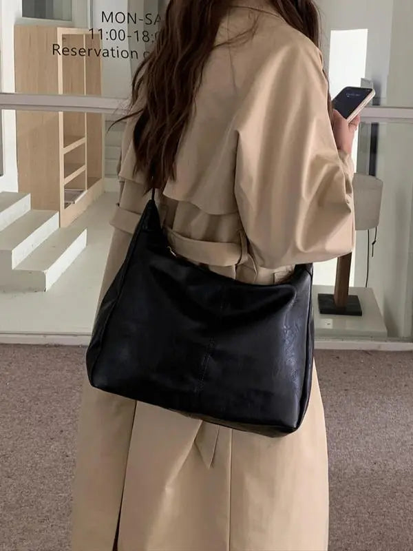 LuxeTote™ | Trendy Large-Capacity Shoulder Bag
