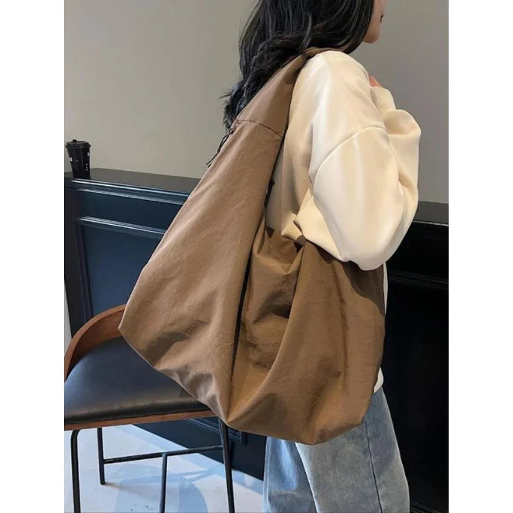 FlowCarry™ | Lightweight Oversized Bag | Grab & Go with Ease
