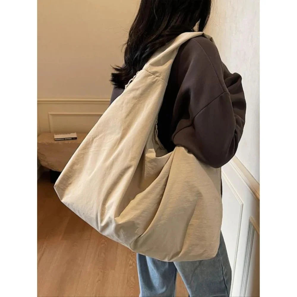 FlowCarry™ | Lightweight Oversized Bag | Grab & Go with Ease