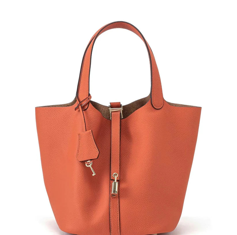 LuxeLock™| Structured Vegan Leather Bag – Secure & Stylish