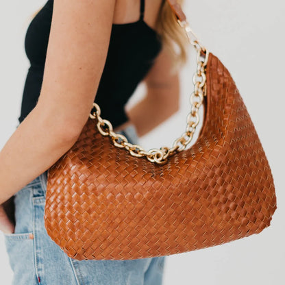 TwistaBag™ | Textured Shoulder Bag – Stylish Without the Effort