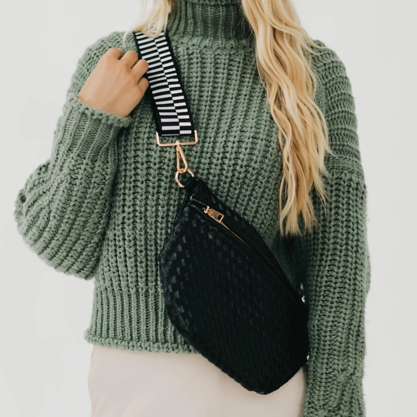 Arka™ | Everyday Belt Bag | Hands-Free. Fuss-Free. Style-Full.
