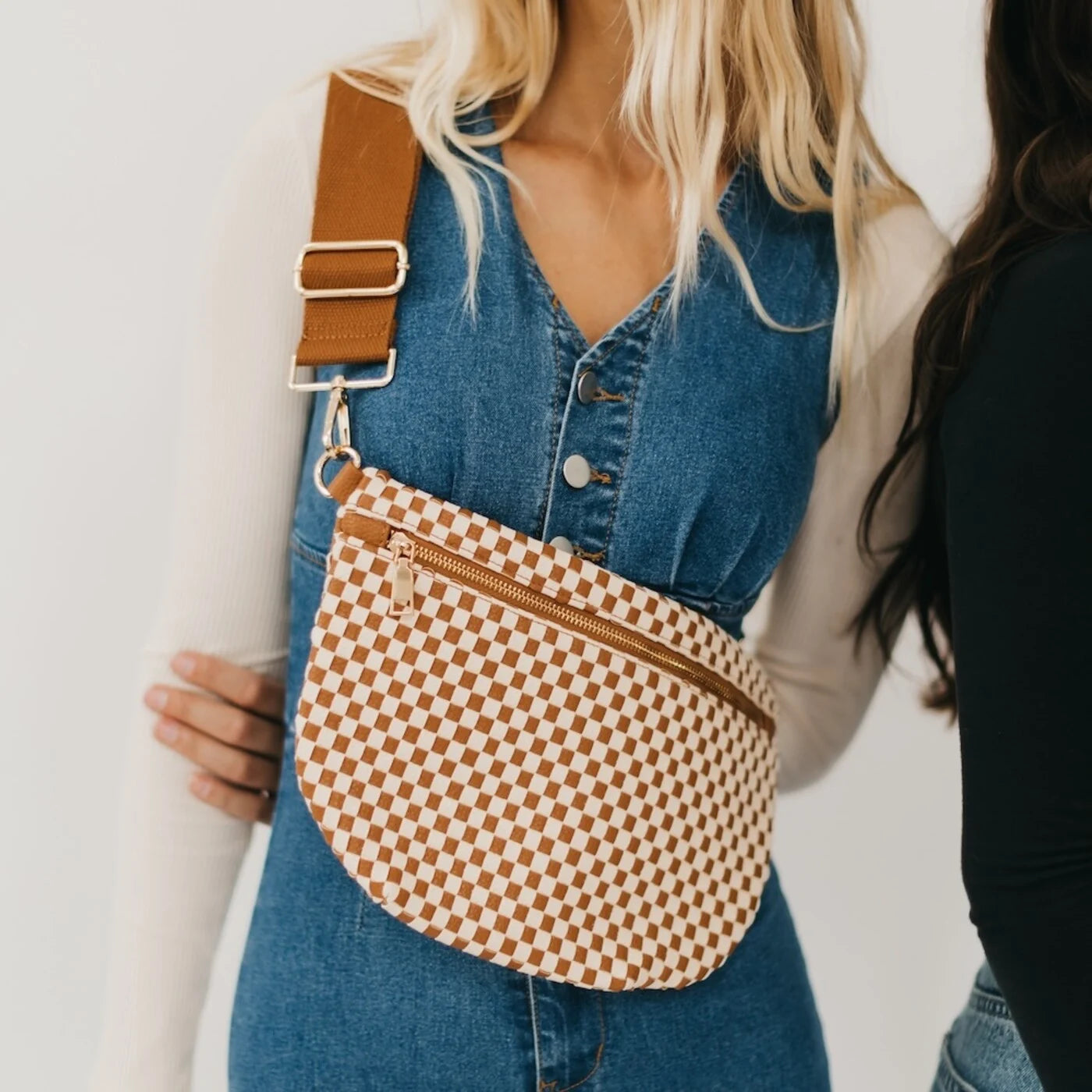 Arka™ | Everyday Belt Bag | Hands-Free. Fuss-Free. Style-Full.