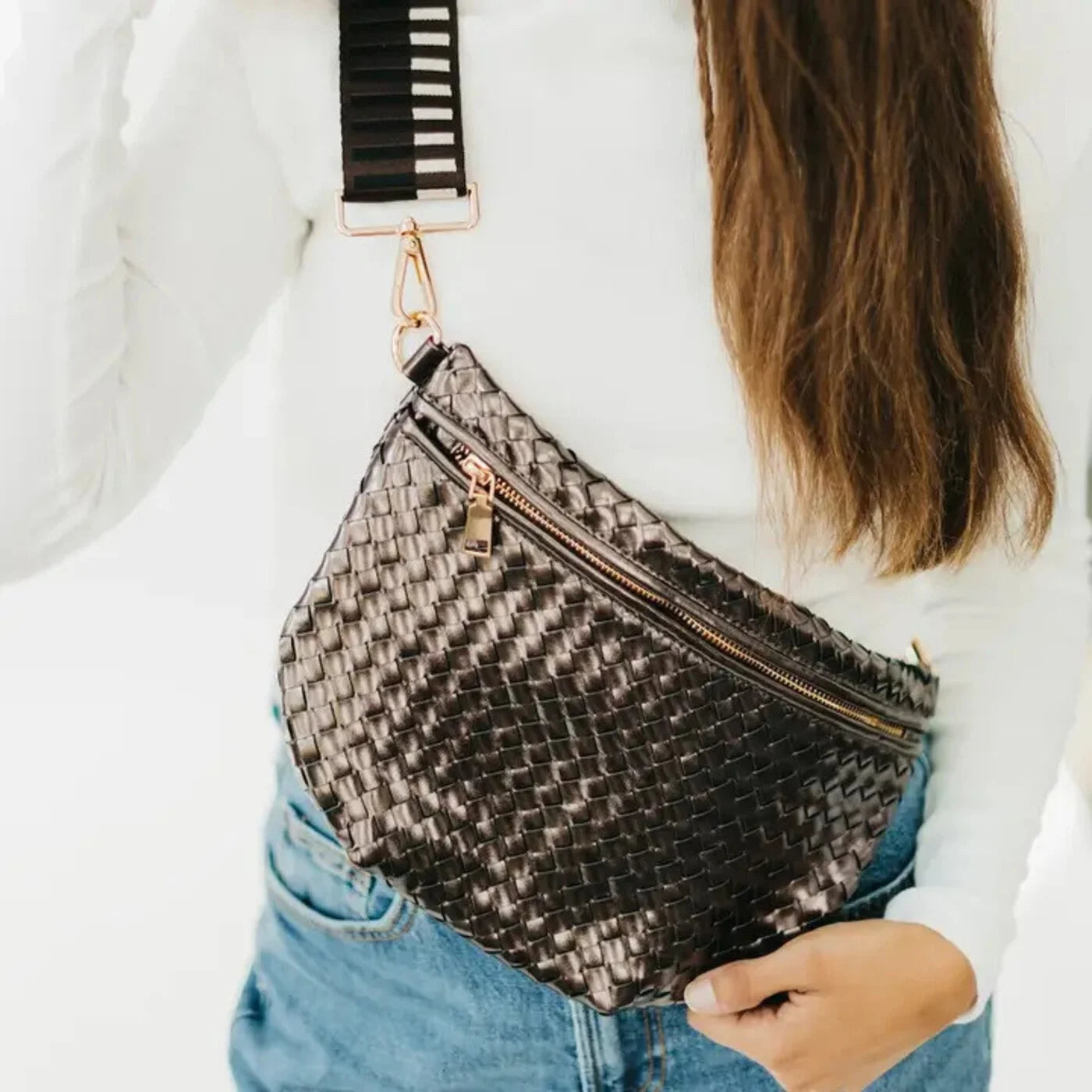 Arka™ | Everyday Belt Bag | Hands-Free. Fuss-Free. Style-Full.